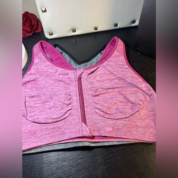 Sports Bra Bundle of 5 Like New - Picture 6 of 7